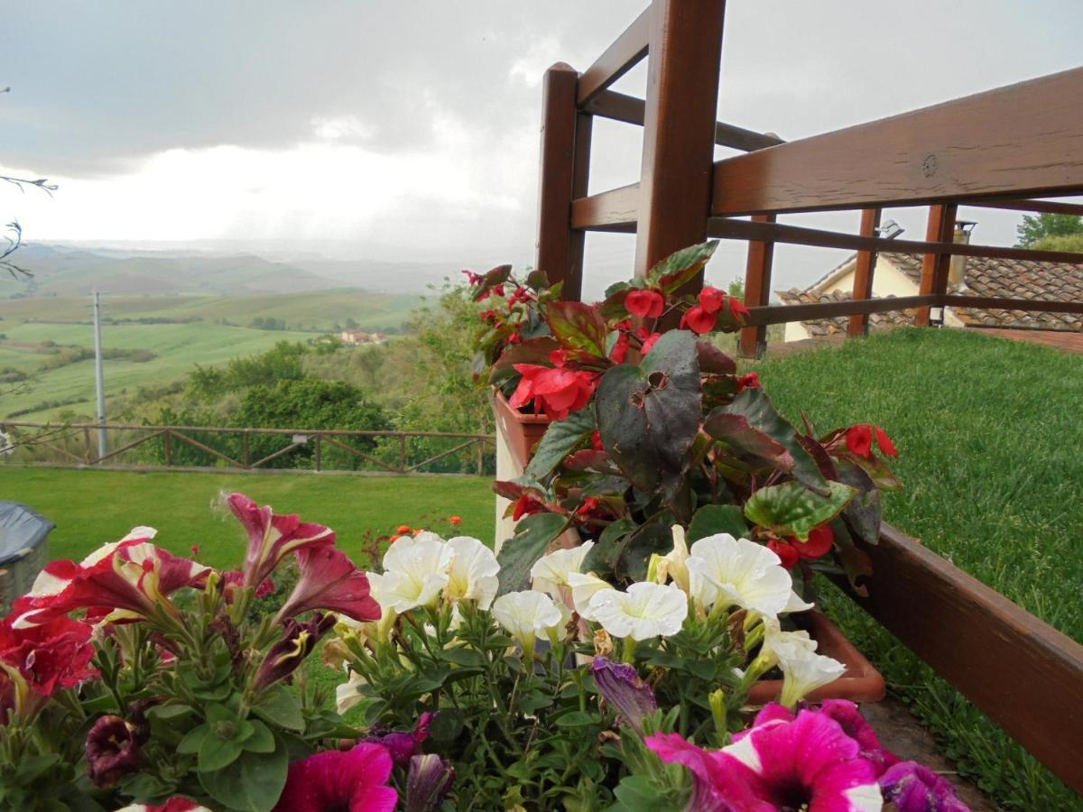 La Casa Di Chianni La Pieve 2 Villa Kültér fotó
